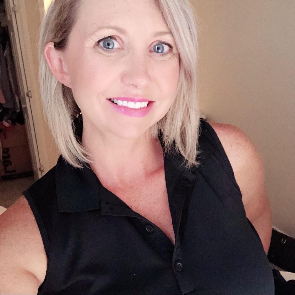 Meet your Posher, Julie